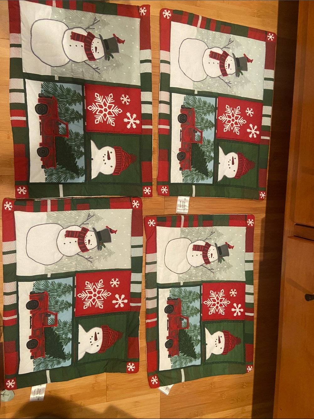 4 Christmas Placemats
